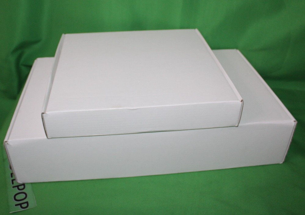 2 Hermes Bienvenue Chez Hermes White Empty Gift Boxes