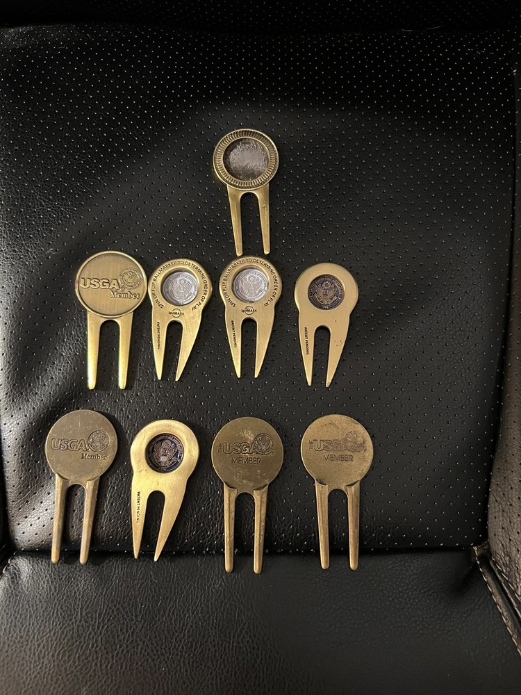 Golf Divot Tool