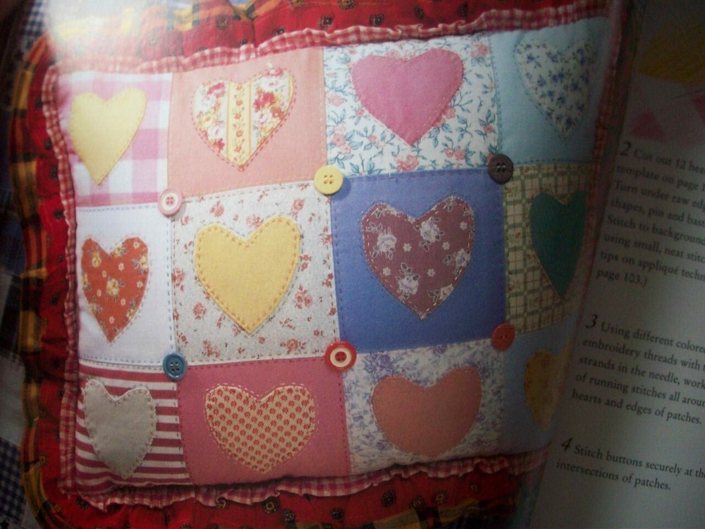 Pretty Pillows 40 projects for the home