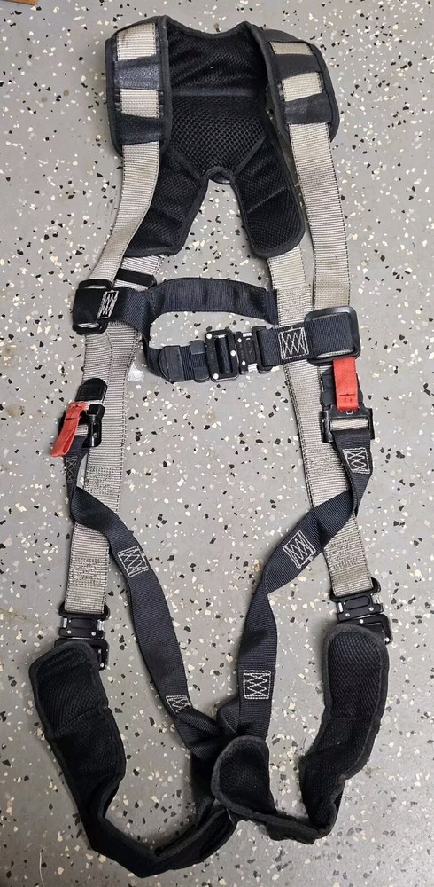 Fall Arrest Harness - 3M Elevation Premium S/M 7510Q
