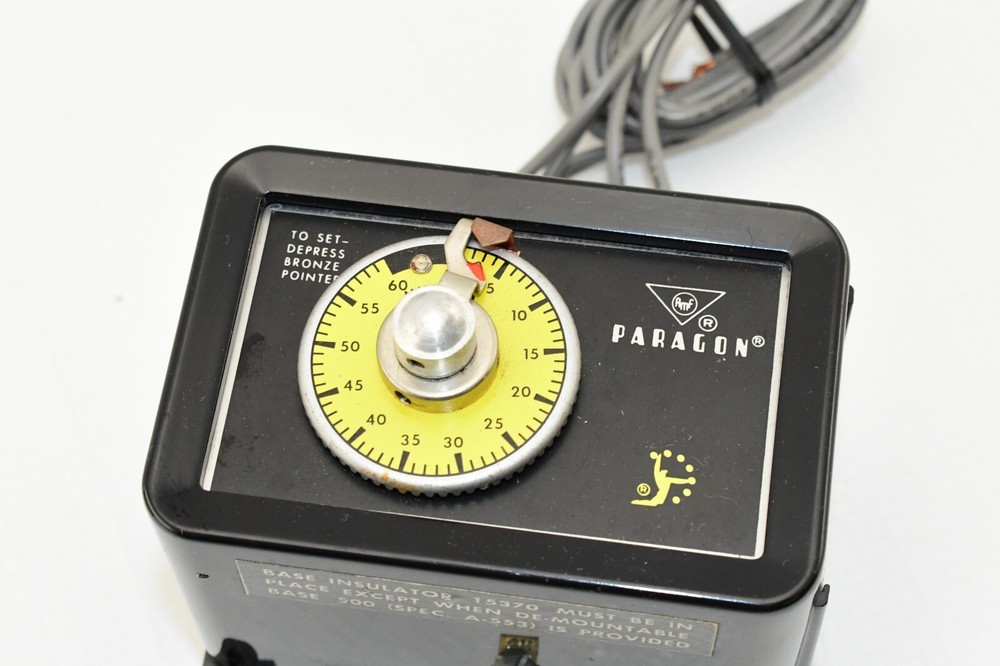 Paragon Interval Timer Automatic Reset - Model 501-132-0, Vintage