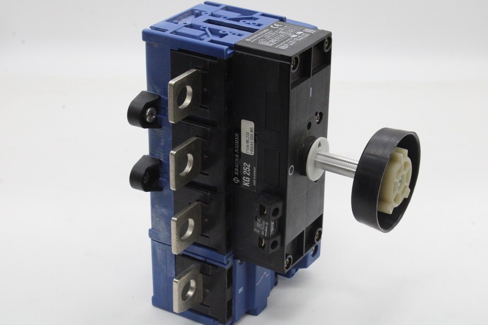 Kraus & Naimer KG252 Disconnect Switch 600V 250A - Missing Front Covers