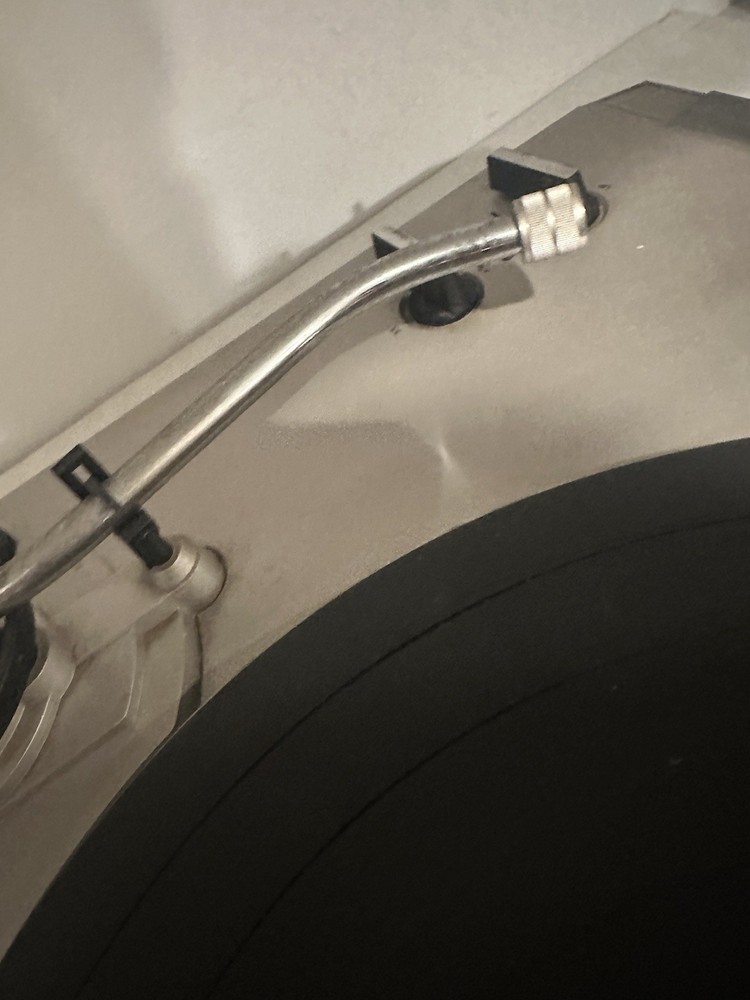 Serviced JVC L-A11 Turntable