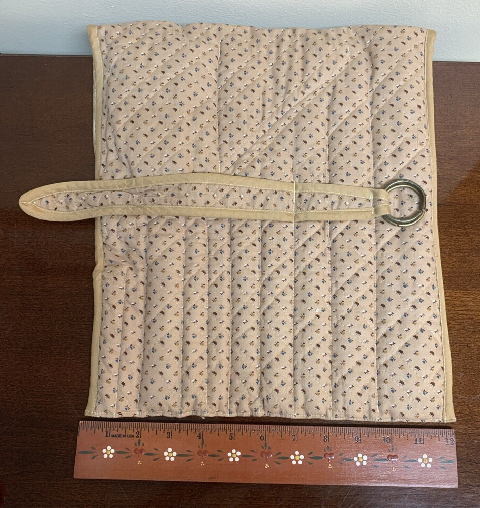 Quilted Fabric Knitting Needle Storage Case Tan Floral Pattern With Needles