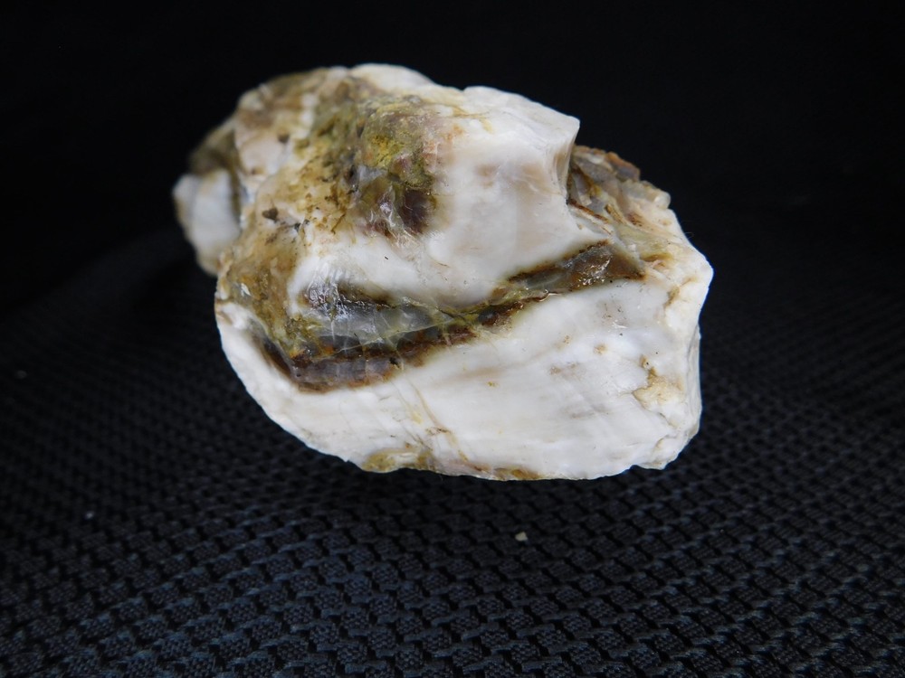 High Quality White Common Opal Limb Cast 2 lbs.