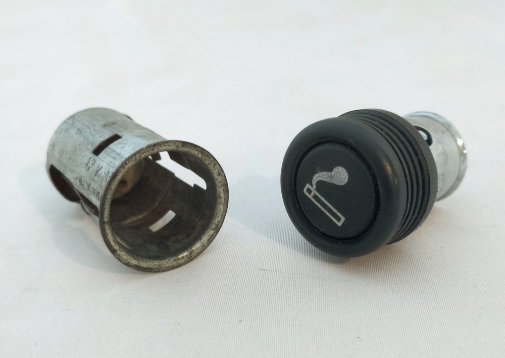 Range Rover Classic Front Cigarette Lighter and Socket