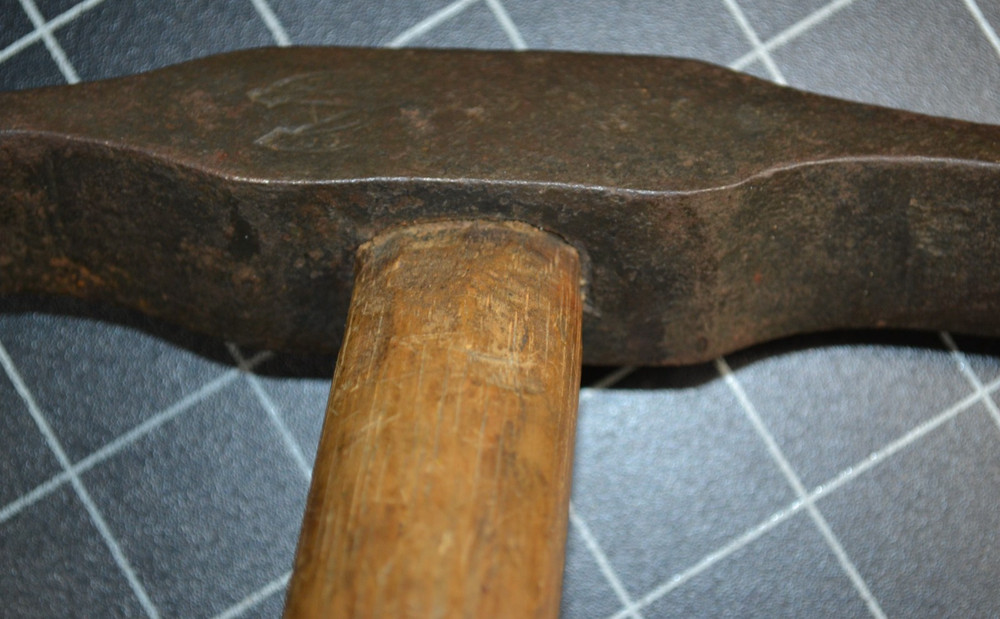 ATHA - 2 1/4# - MILL STONE HAMMER