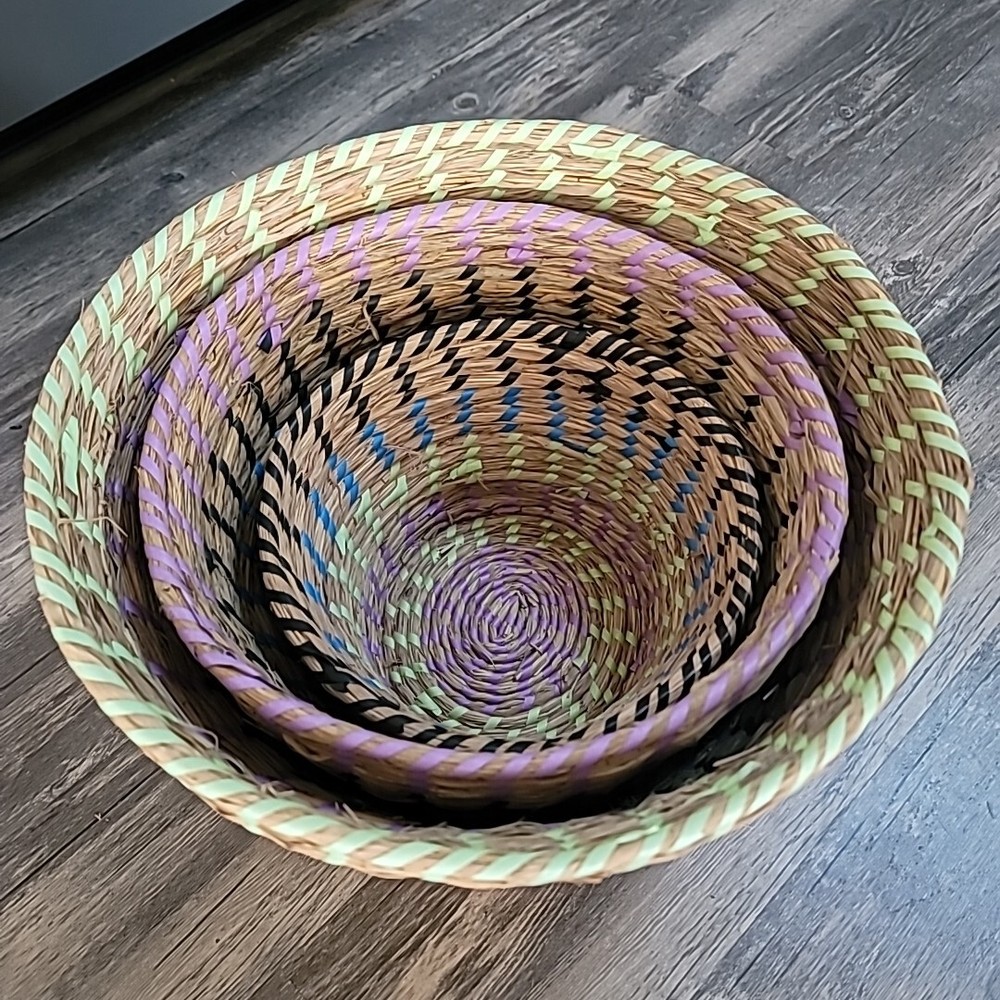 Colorful Straw Nesting Baskets (3)