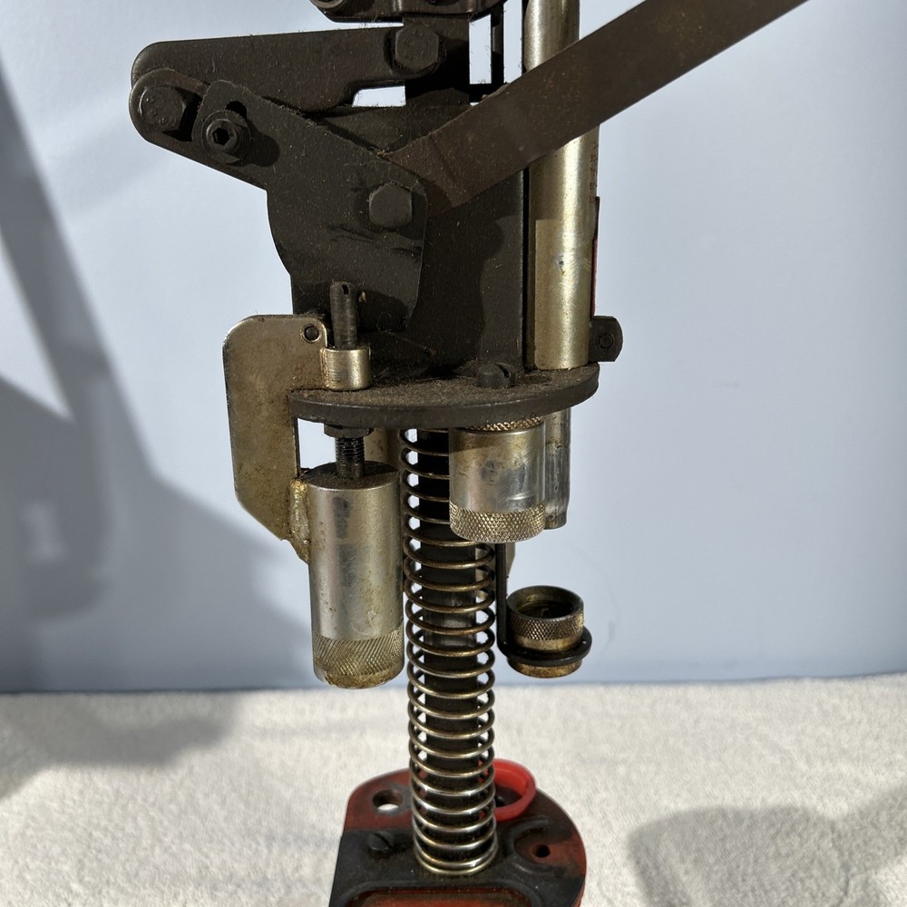 MEC 600 Jr 12 Gauge (based On MEC Color Coding And Size) Reloading Press