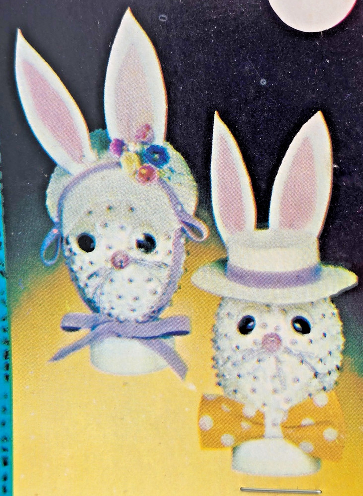 Vintage Walco Mr. & Mrs. Bunny Rabbit Easter Sequin Bead Ornament Kit Makes 2