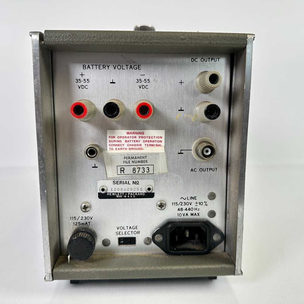 HP Hewlett Packard 400E AC Voltmeter Vintage