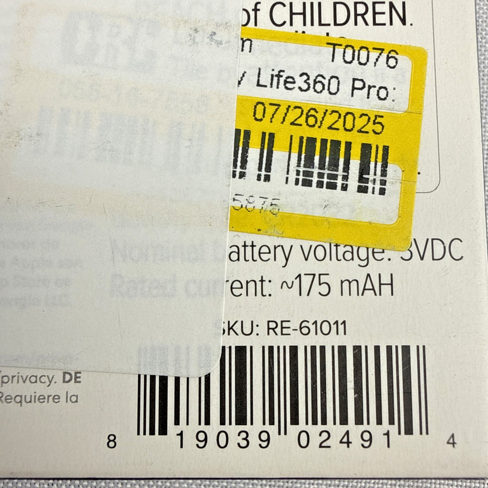 Tile PRO Life360 Pro Bluetooth Tracker Key Finder Locator iOS Android - NEW!