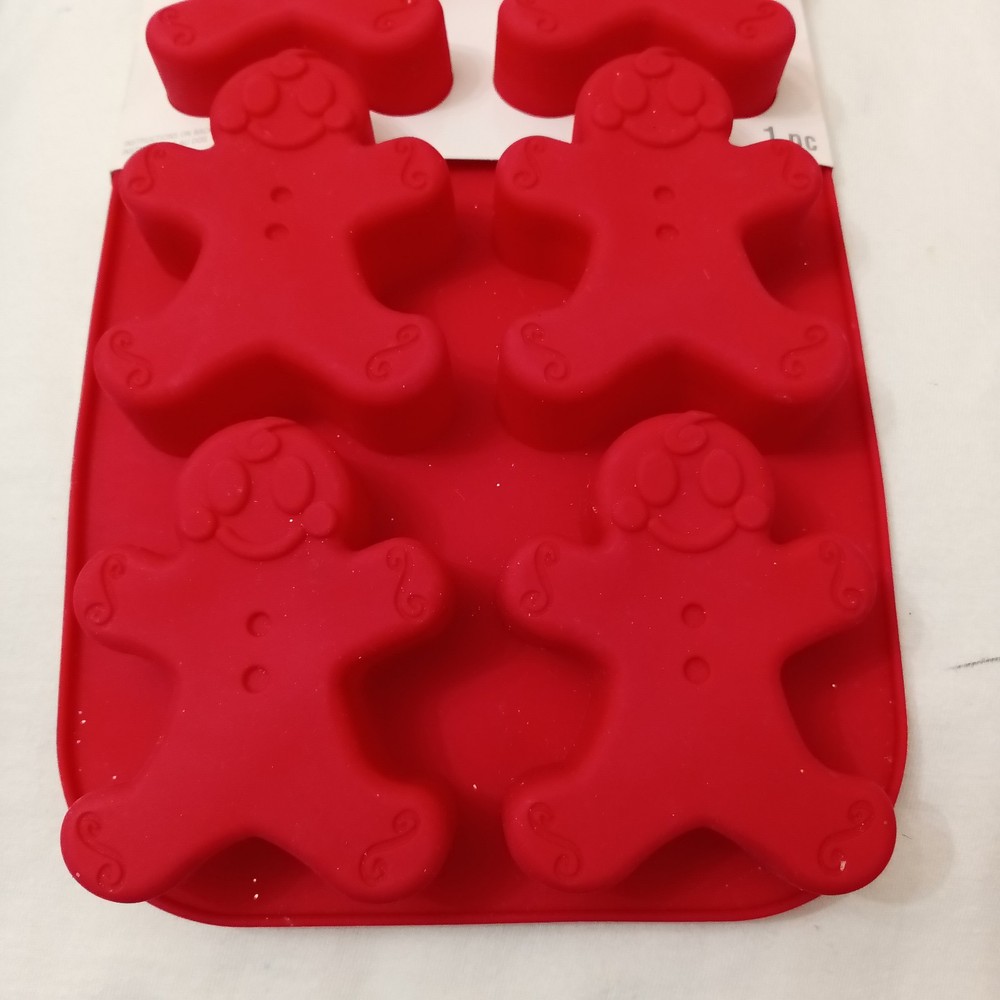 New Celebrate It Gingerbread Man Silicone Baking Mold Makes 6