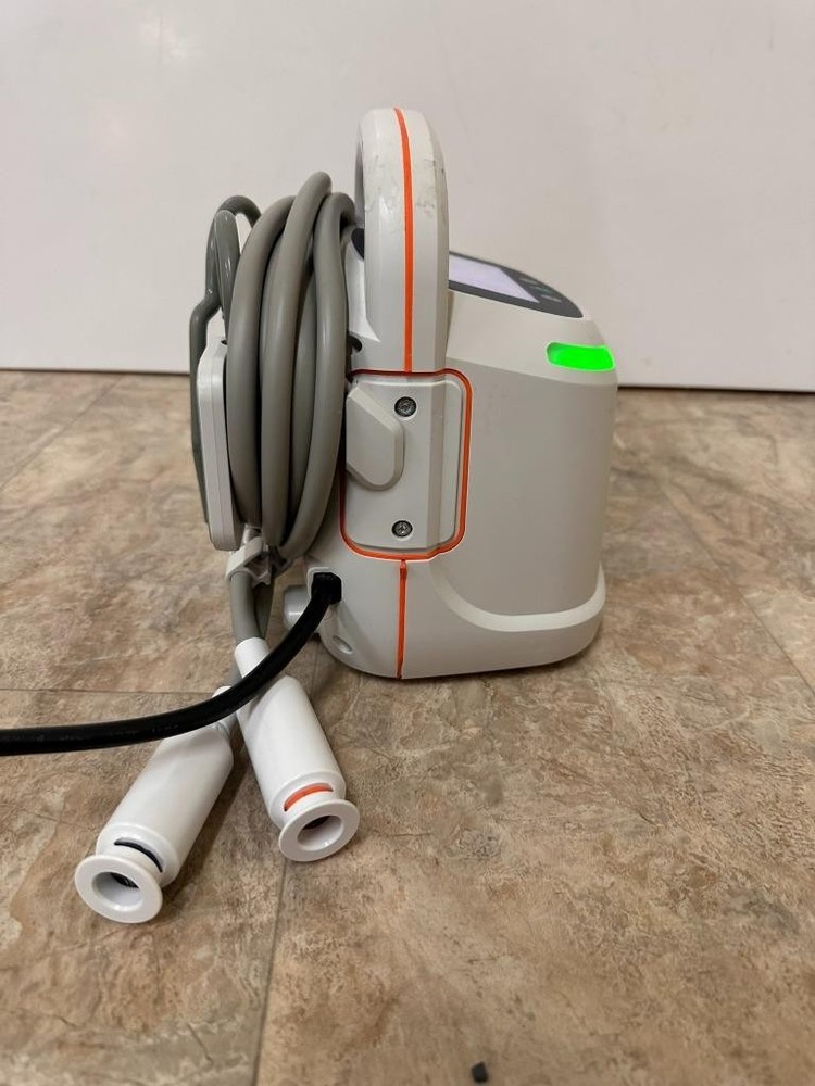 Arjohuntleigh Flowtron ACS900 Continuous Sequential DVT Pump