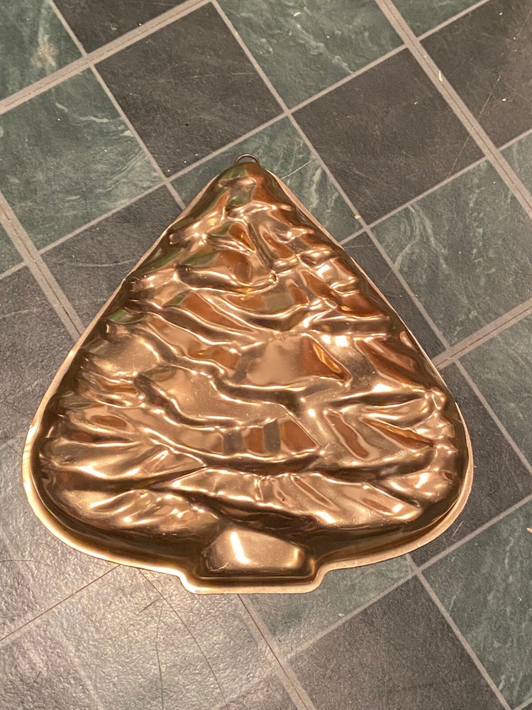 11" Copper Tree Shaped Cake Pan *Pre-Owned/Nice* ooo1