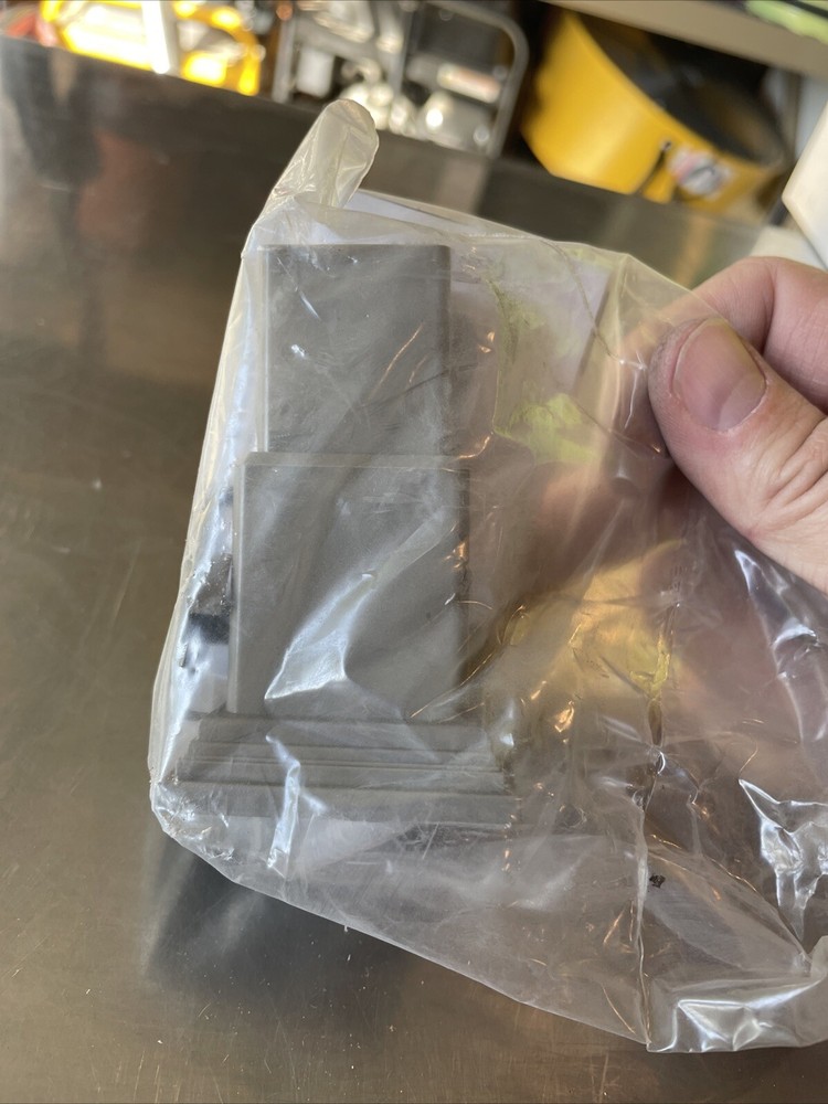 Trex Transcend Adjustable Crush Block -Grave Path Grftblkpc