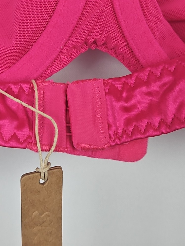 SKIMS UNDERWIRE DEMI CUP BRA NWT