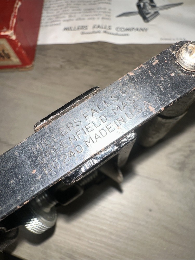 Millers Falls No. 240 Chisel & Plane Iron Sharpener Guide, Sharpening Jig in Box