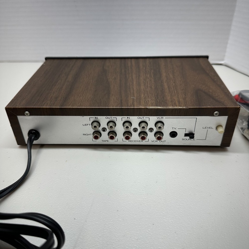 VTG TDP Video Sound Processor Model # VSP-1 Powers On