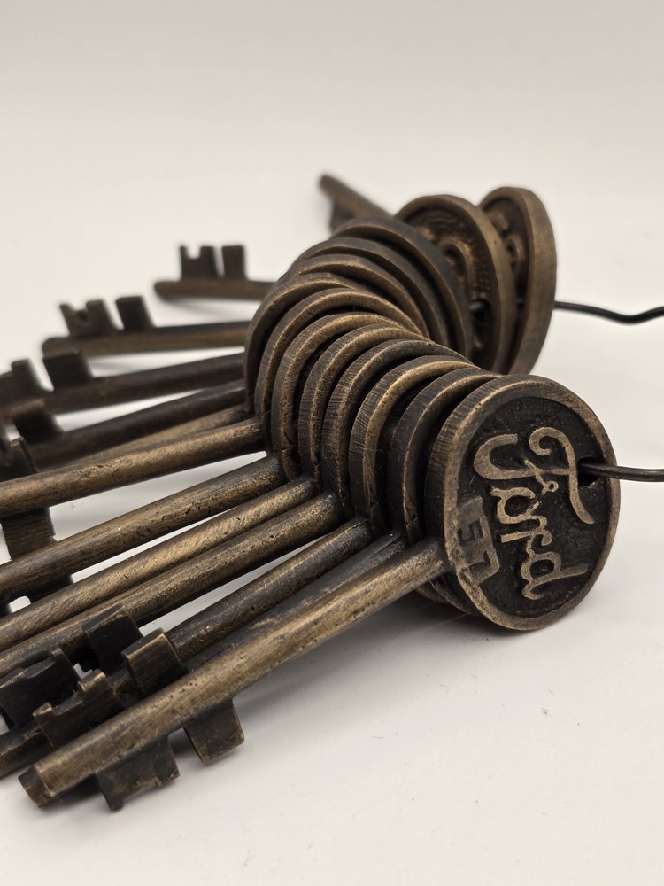 Antique Ford Skeleton Key Numbered