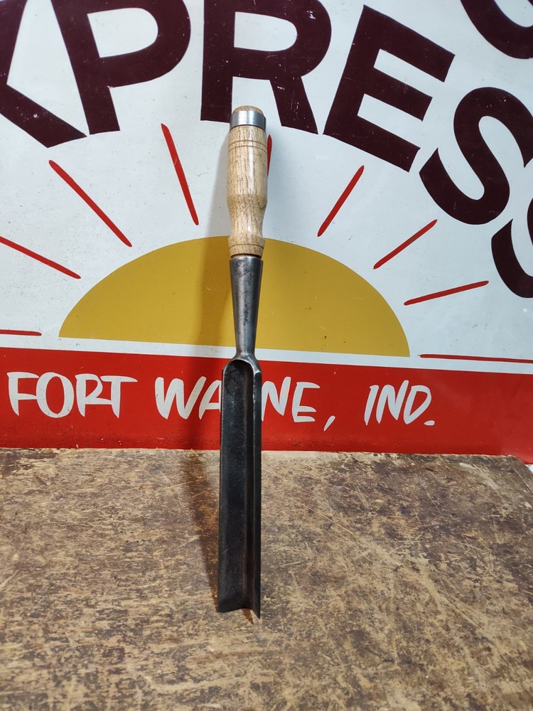 Early Lakeside 1" Socket Corner Chisel Timber Frame Shipwright Timberframe