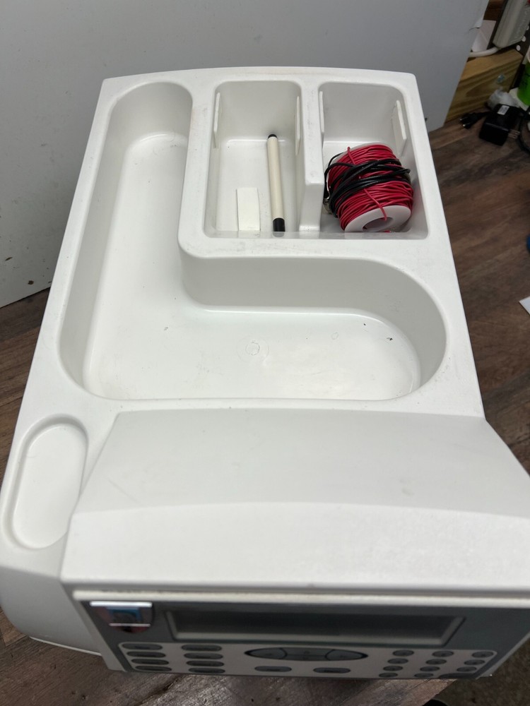 Dionex Autosampler Model AS-1 no syringe