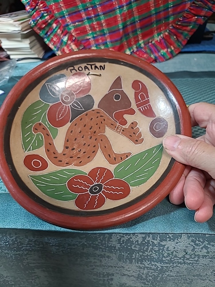 POTTERY DISH