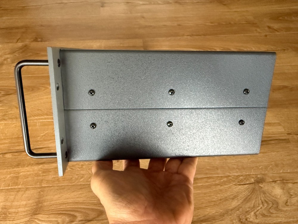 Extron System 8 Plus Switcher - Sticky Buttons, Missing Screws AS IS NO Returns