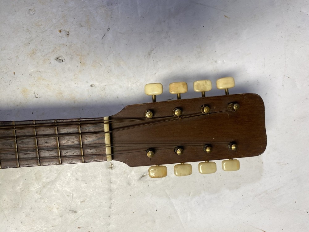 Vintage Mandolin Unbranded Unknown Missing String As Is No Crack Solid