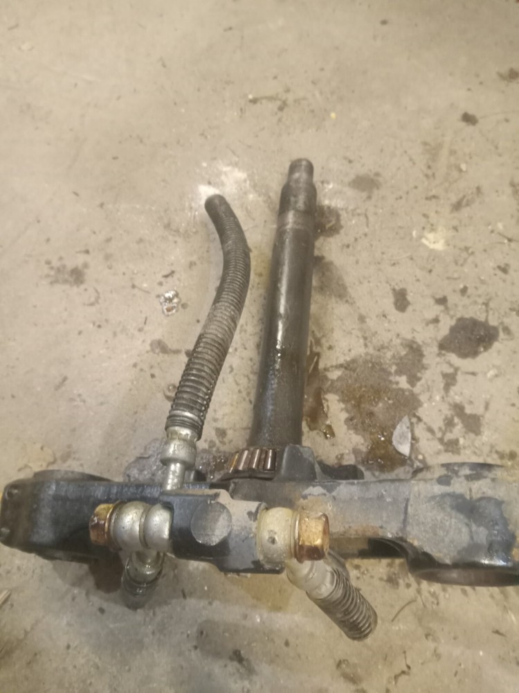1981 suzuki gs850 triple tree stem