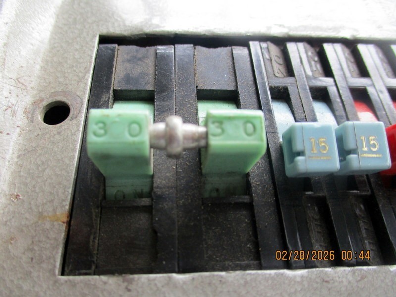 Zinsco Magnetrip Electrical Panel With Breakers