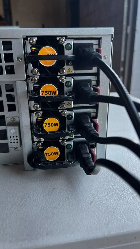 Octominer X8 ULTRA Plus 3000W