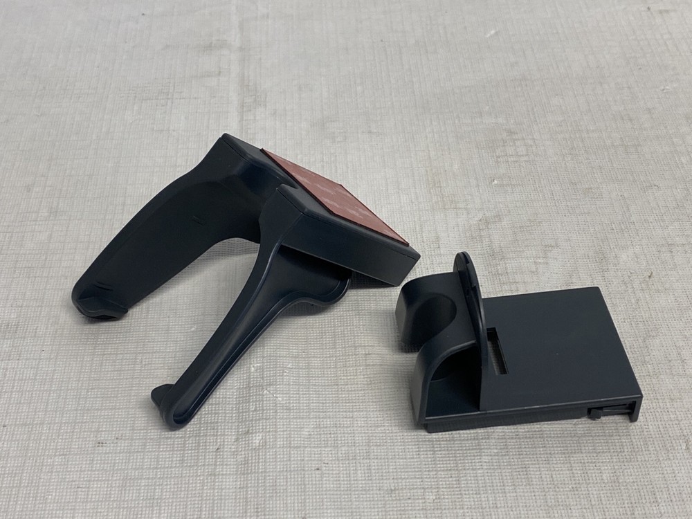 BRANDTECH Universal HandyStep Touch Holder Shelf/Rack Mount 705235
