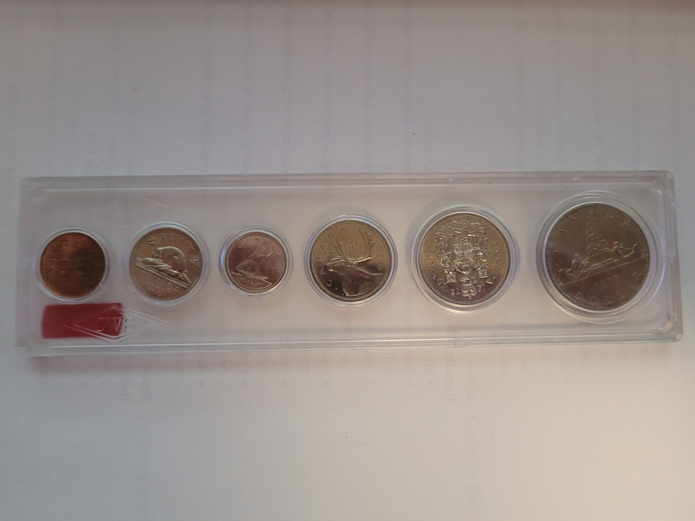 1975 Canada Uncirculated Year Coin Set