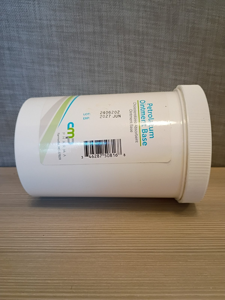 CMP Pharma Petrolatum Ointment Base Cholesterolized Absorbent