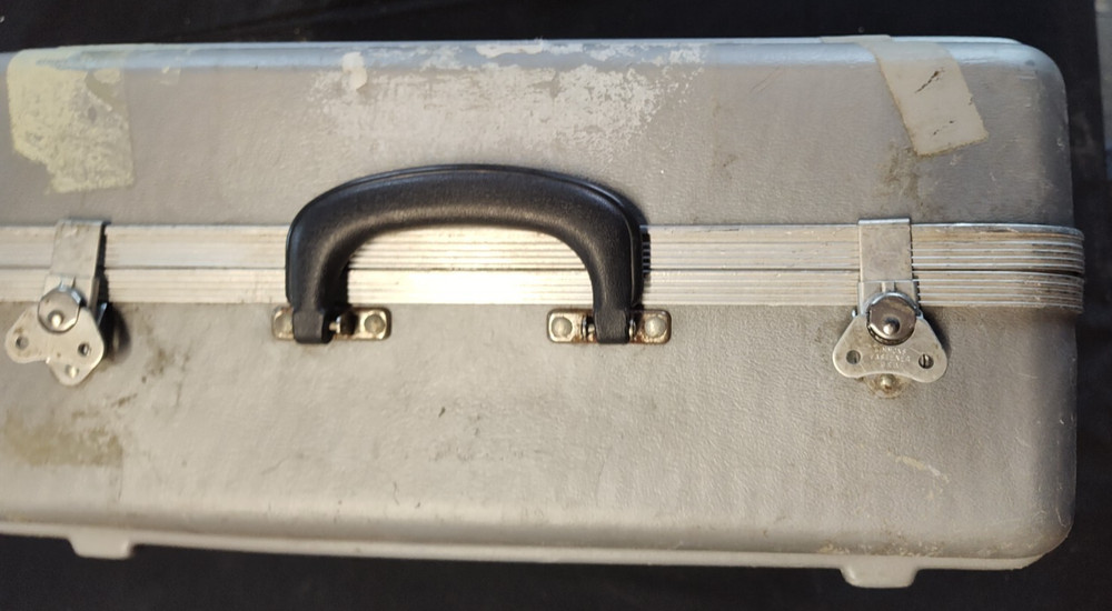 Ultralight 2 Anton Bauer Untested handheld w/case