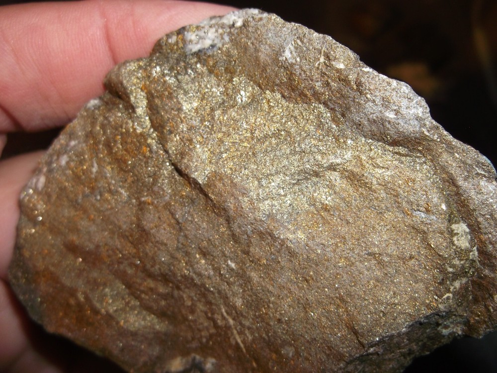 Gold, silver, copper, 263 grams samples ,ore high grade .