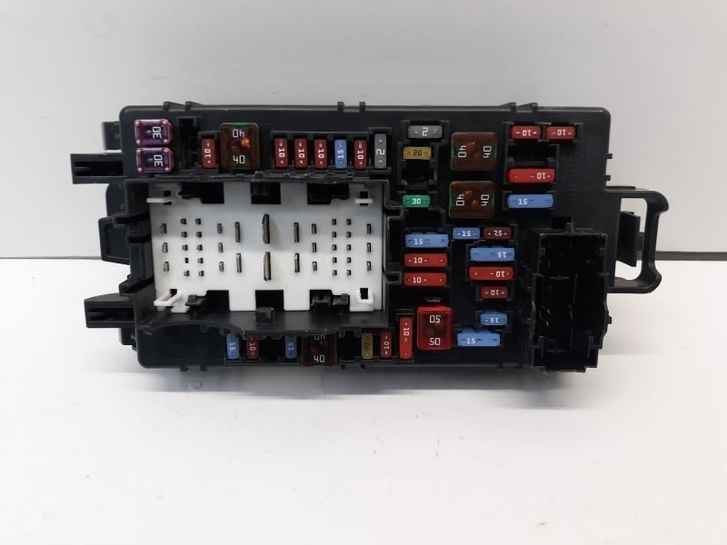 20 SILVERADO Fuse Box Cabin