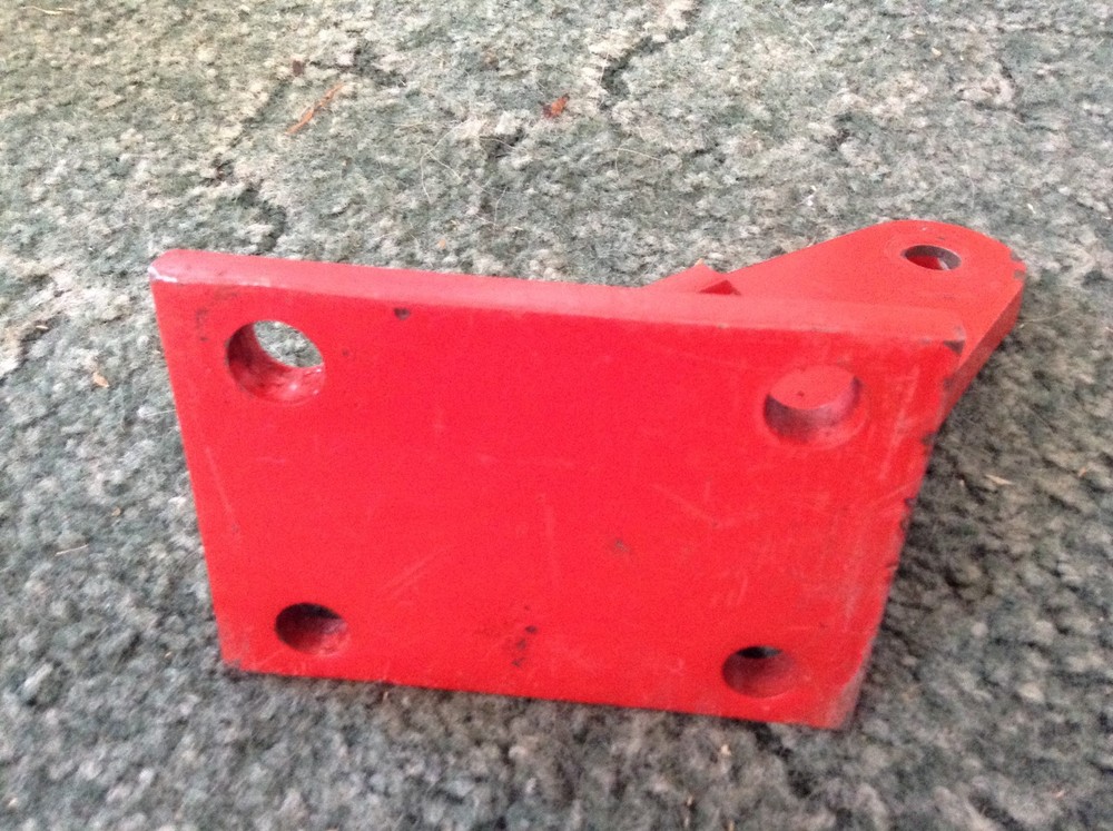 A New 4 Hole Mount Stabilizer Bracket For Various Tractors