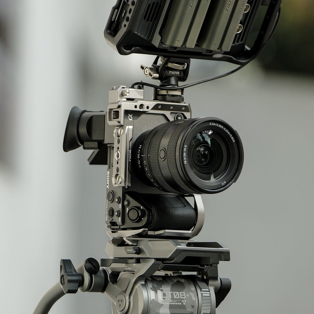 Tilta Full Camera Cage Base Kit for Sony FX2, Titanium Gray