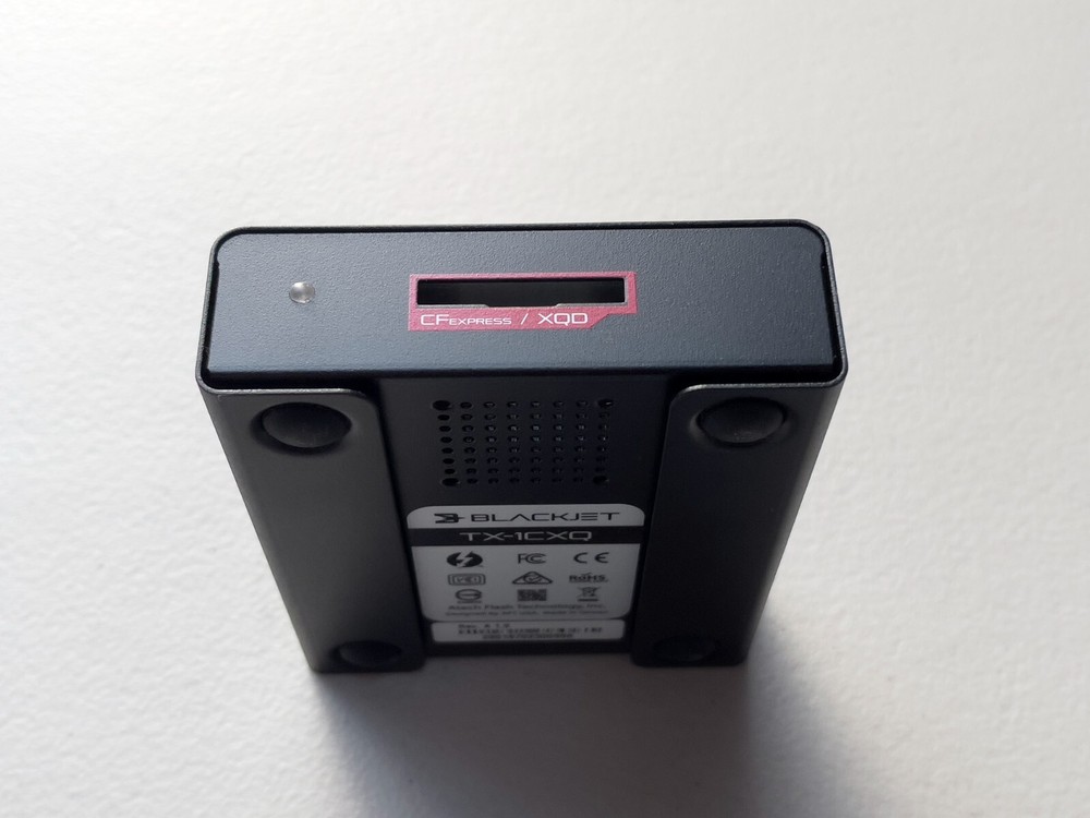 Awesome Atech Blackjet TX-1CXQ CFexpress Type B / XQD Thunderbolt 3 Card Reader