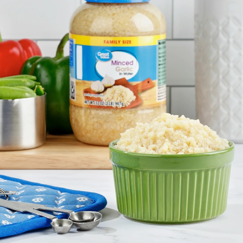 Great Value Minced Garlic in Water, 32 oz