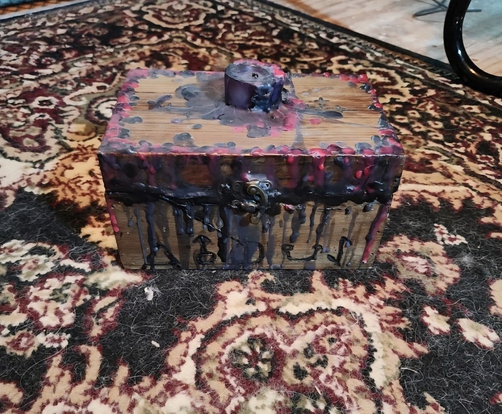 Dybbuk Box