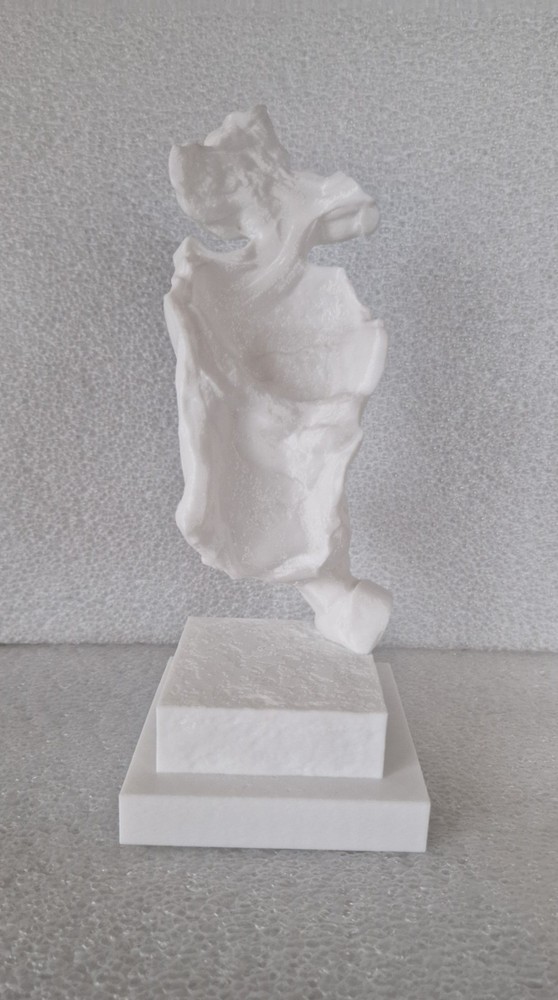 Decorative Statue "Silence is Gold"