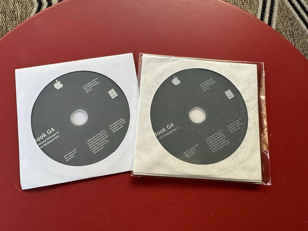 i BOOK G4 Mac OS install Disc 1 , 2 ,3 & Additional Software Disk Version 10.3.7