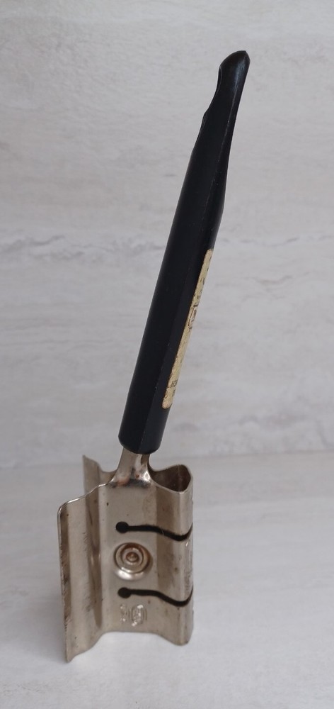 Vintage Ekco Metal Knife Sharpener Pull-Through Black Handle Original Sticker