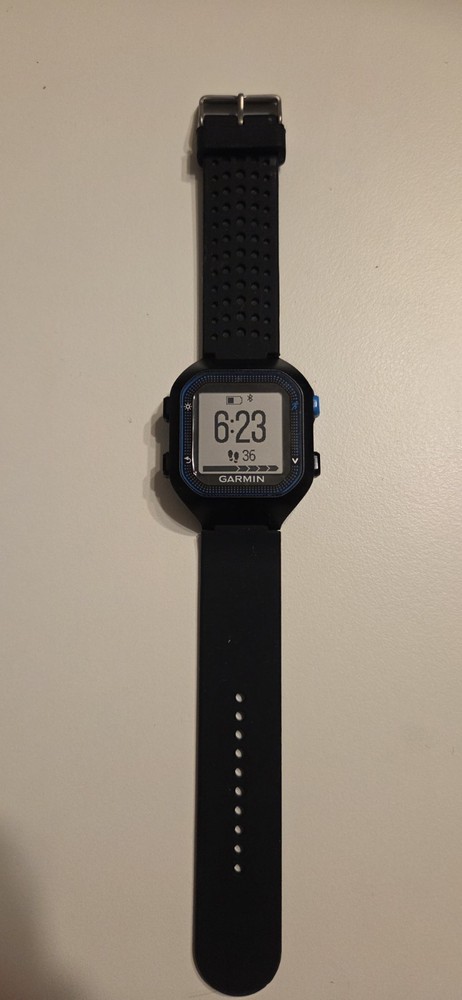 Forerunner 25, with charger