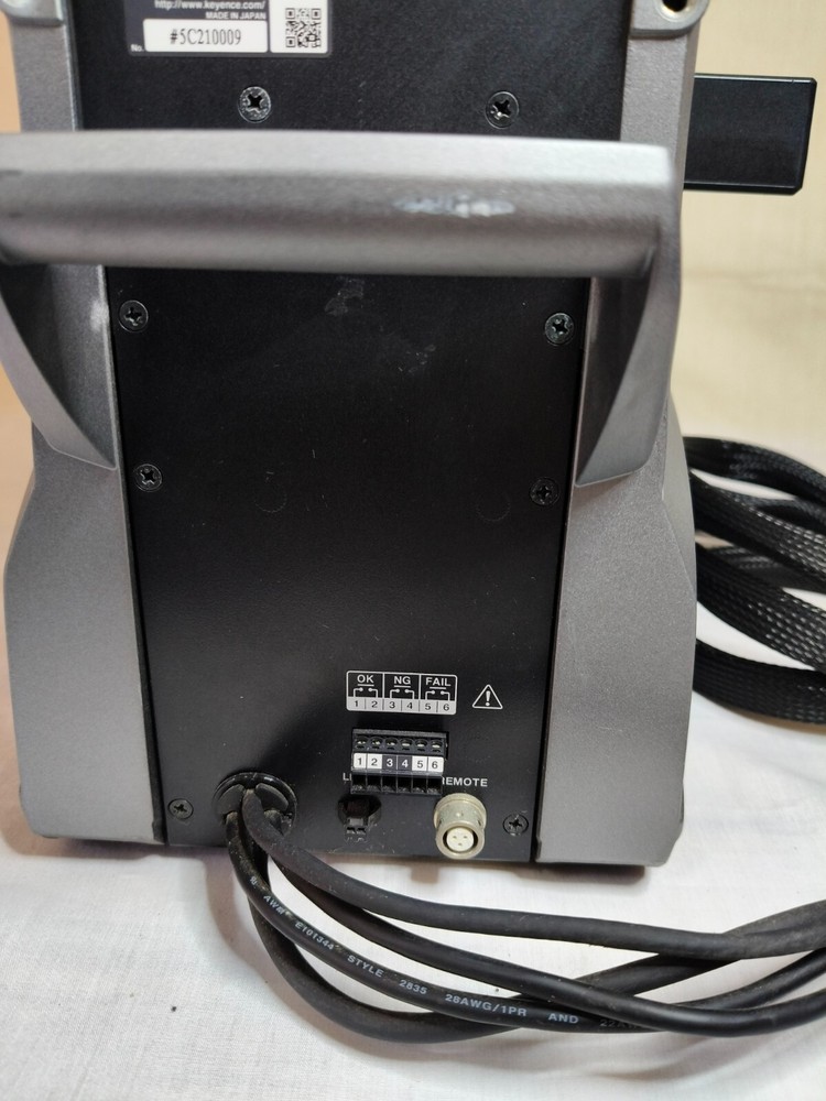 Keyence IM-6140 Image Dimension Measuring System w/ IM-6500 Controller