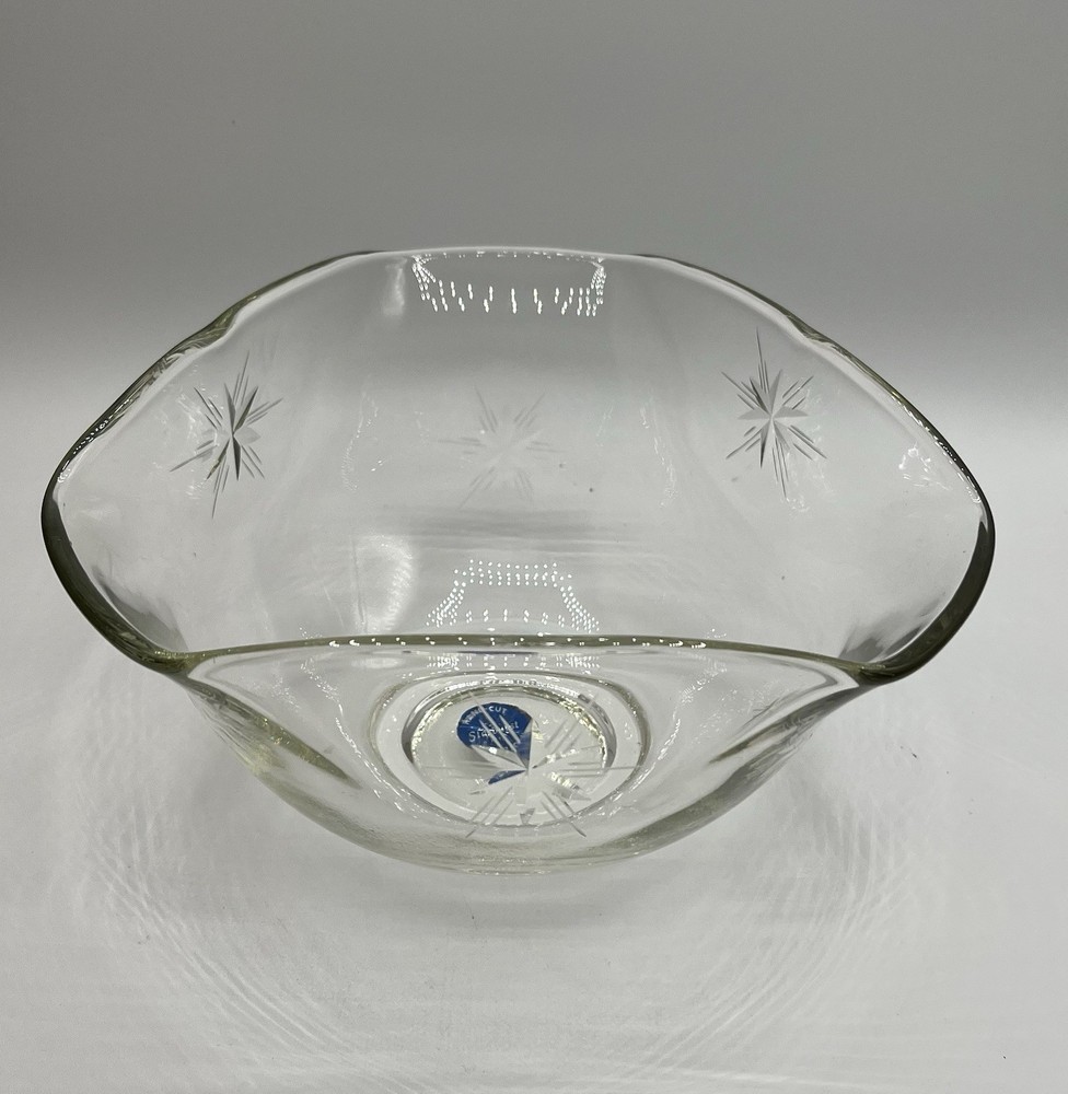 Hand Cut Starburst Crystal Triangular Medium Bowl By Arjohn 4” X 8”