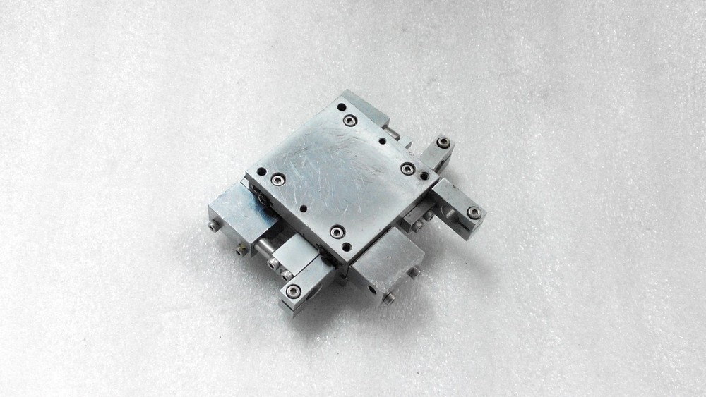 X,Y TABLE WITH ROTARY (60X60MM)